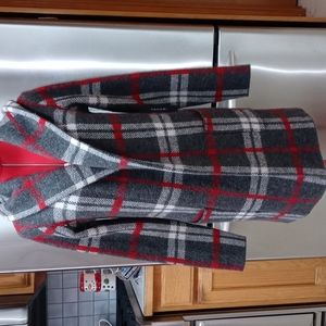 BNWT Tahari Long Sweater w/ 2 front pockets Size S